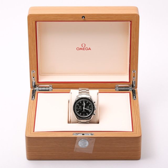 Omega Speedmaster Moonwatch 311.30.44.51.01.002 Image 6